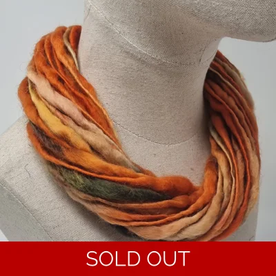 "Pumpkin" Pure wool necklace with magnetic clasp